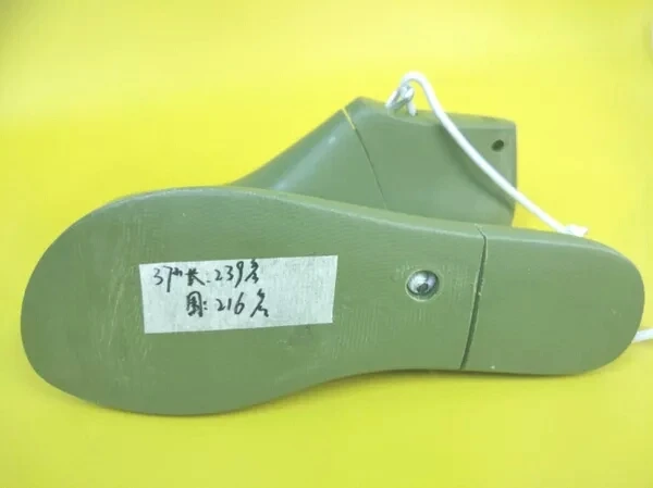 Женская повседневная обувь с большим круглым носком в японском стиле пластиковая для