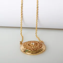 V&R Qingdao Jewelry Bijoux Crab Lobster Logo Pendant Necklace Round Alloy Pendant Necklaces