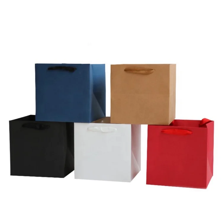 
Wholesale Custom Logo Square Shape Takeaway Food Packaging Bag Flower Gift Paper Bag 
