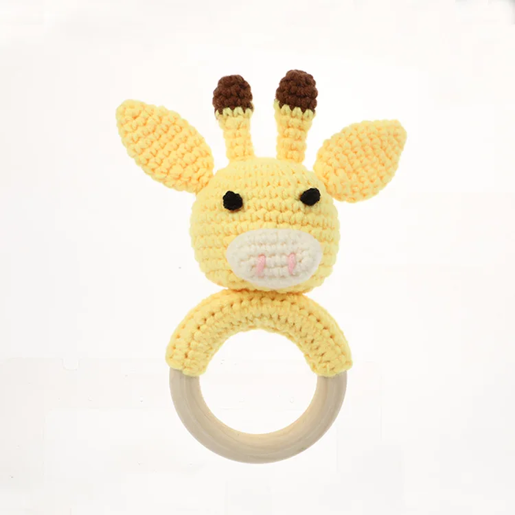 Amazon hot sale 6 animals wooden baby teether crochet rattle toys for