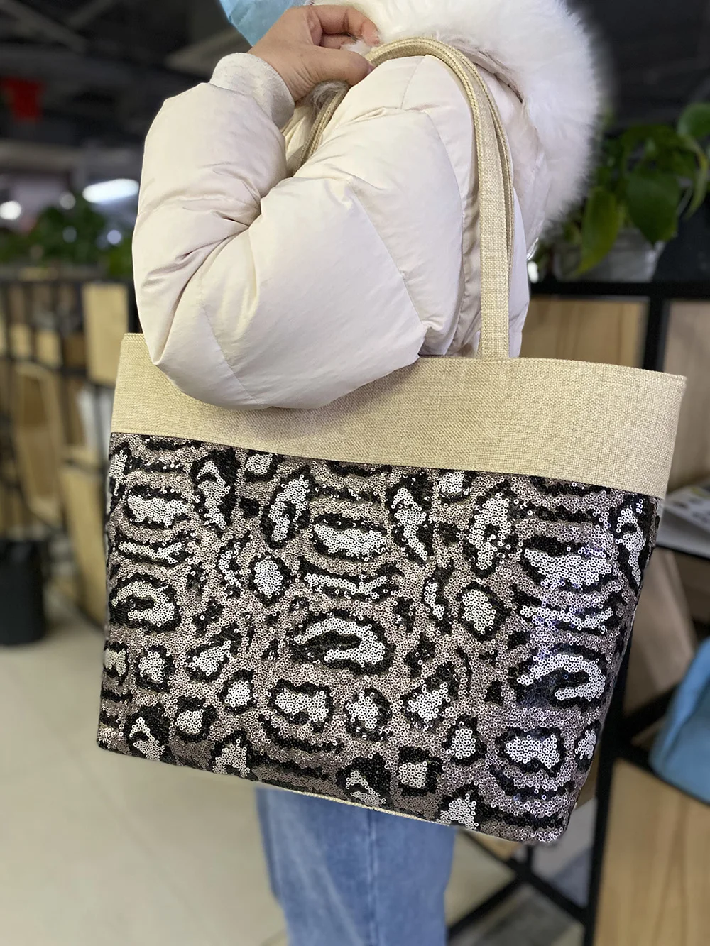 
Fashion ladies wholesale fabric sale travel - large chain shoulder charming cow totes sets handbags Cheetah print handbags 