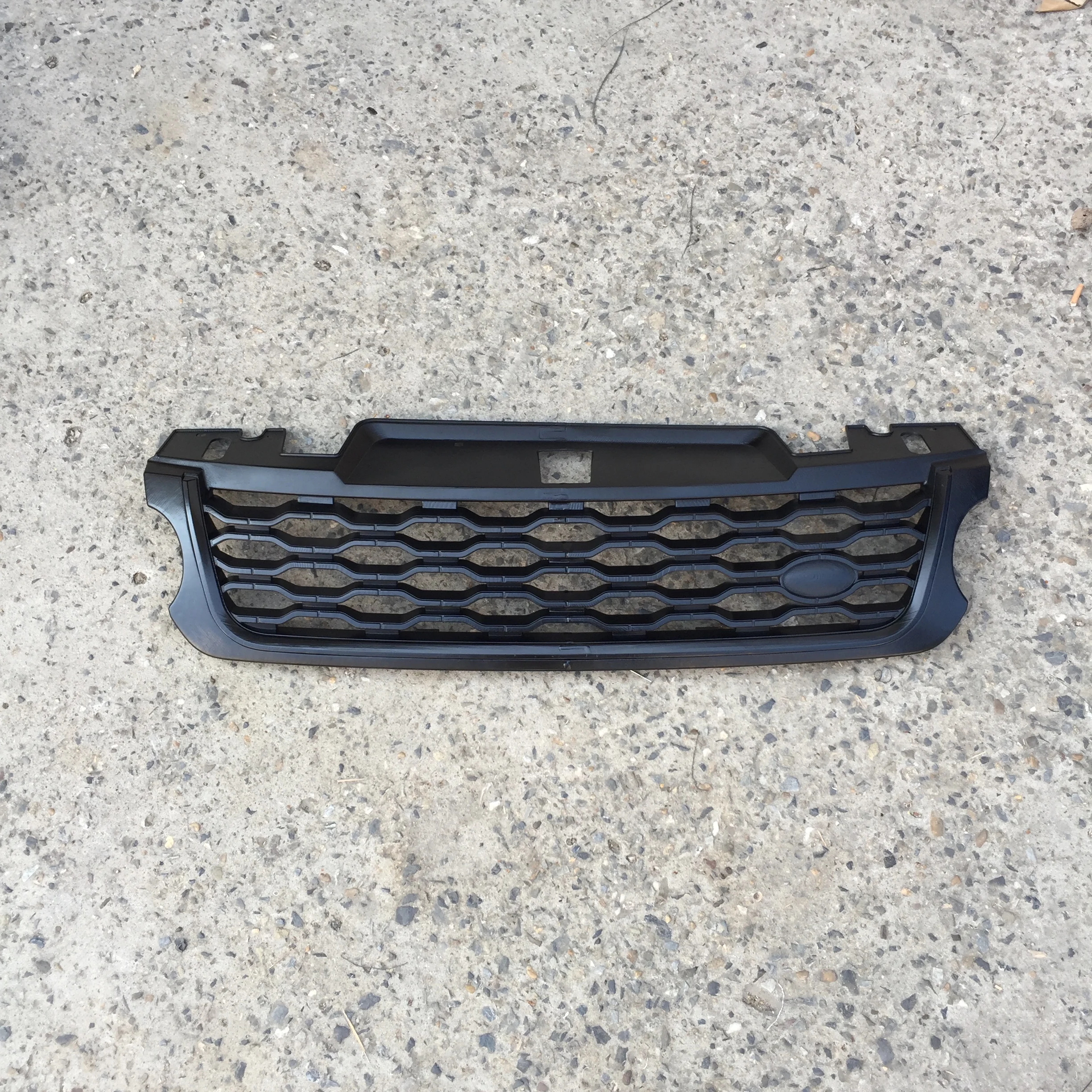 Range Rover  Sport 2014-2017 Grille  With 2018 Looking From BDL Company In China Factory Price