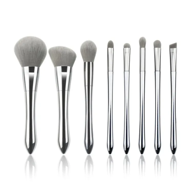 From China Silver Vegan Makeup Brushes Private Label Make Up Brush Sets