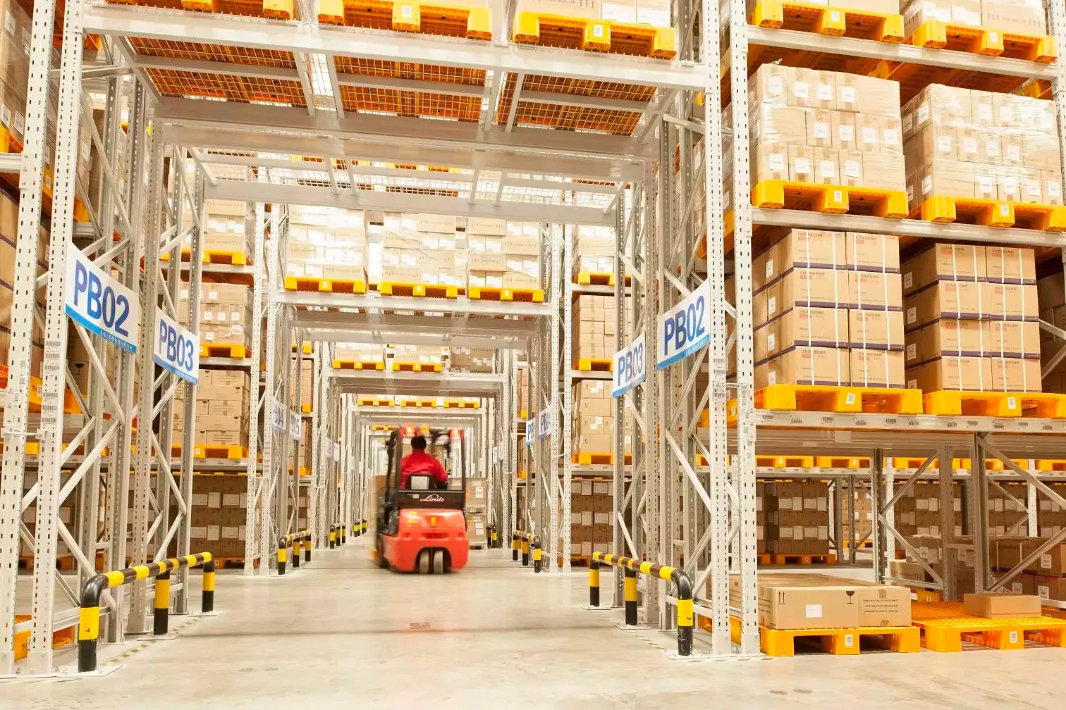 3KG (6.6Lb) Bucket Hazelnut CHOCOLATE Spread Packaging Warehouse.png