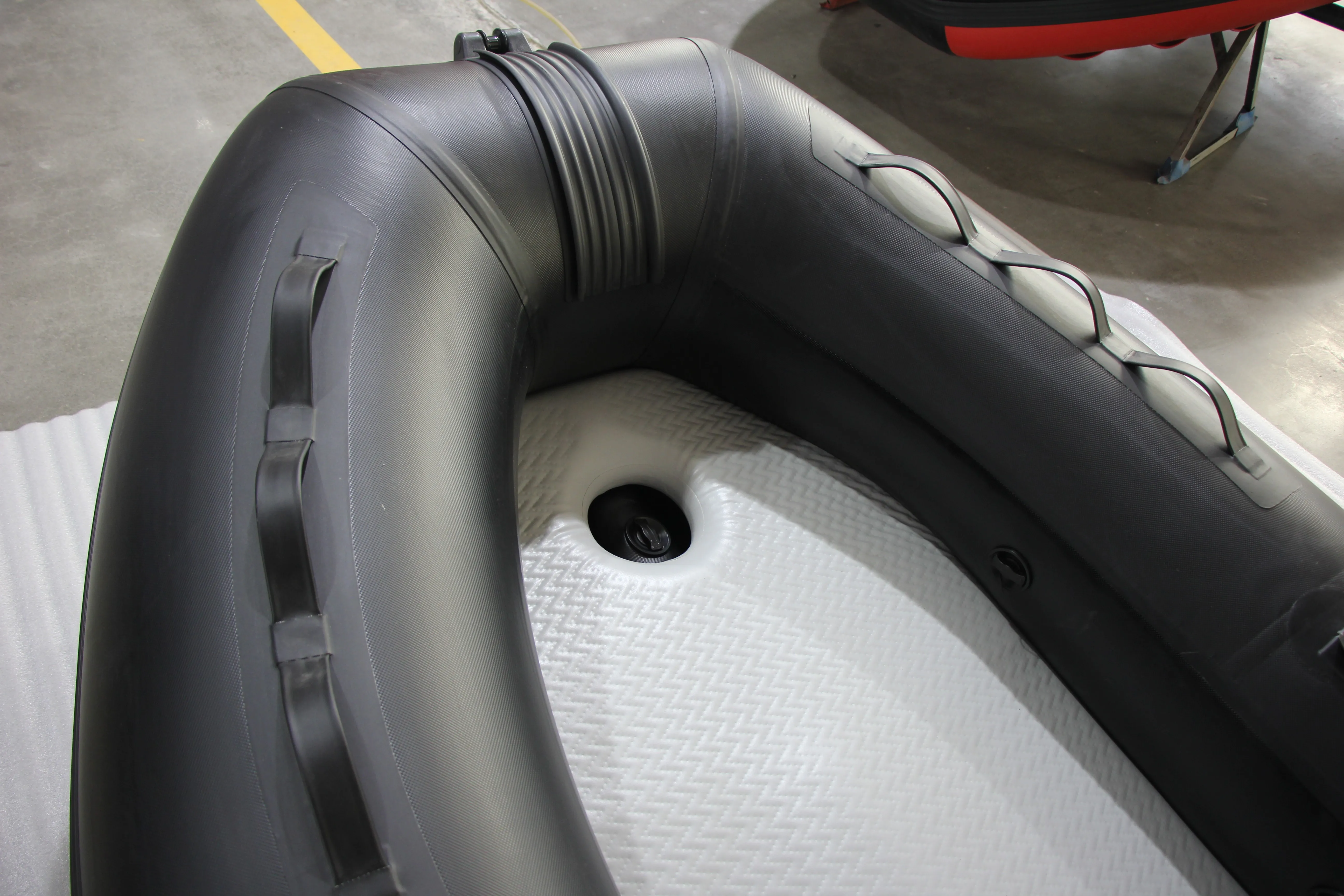New Inflatable Speed Sport Boat Fishing Boat Family Use Durable PVC Plastic Material 1.2mm Thickness