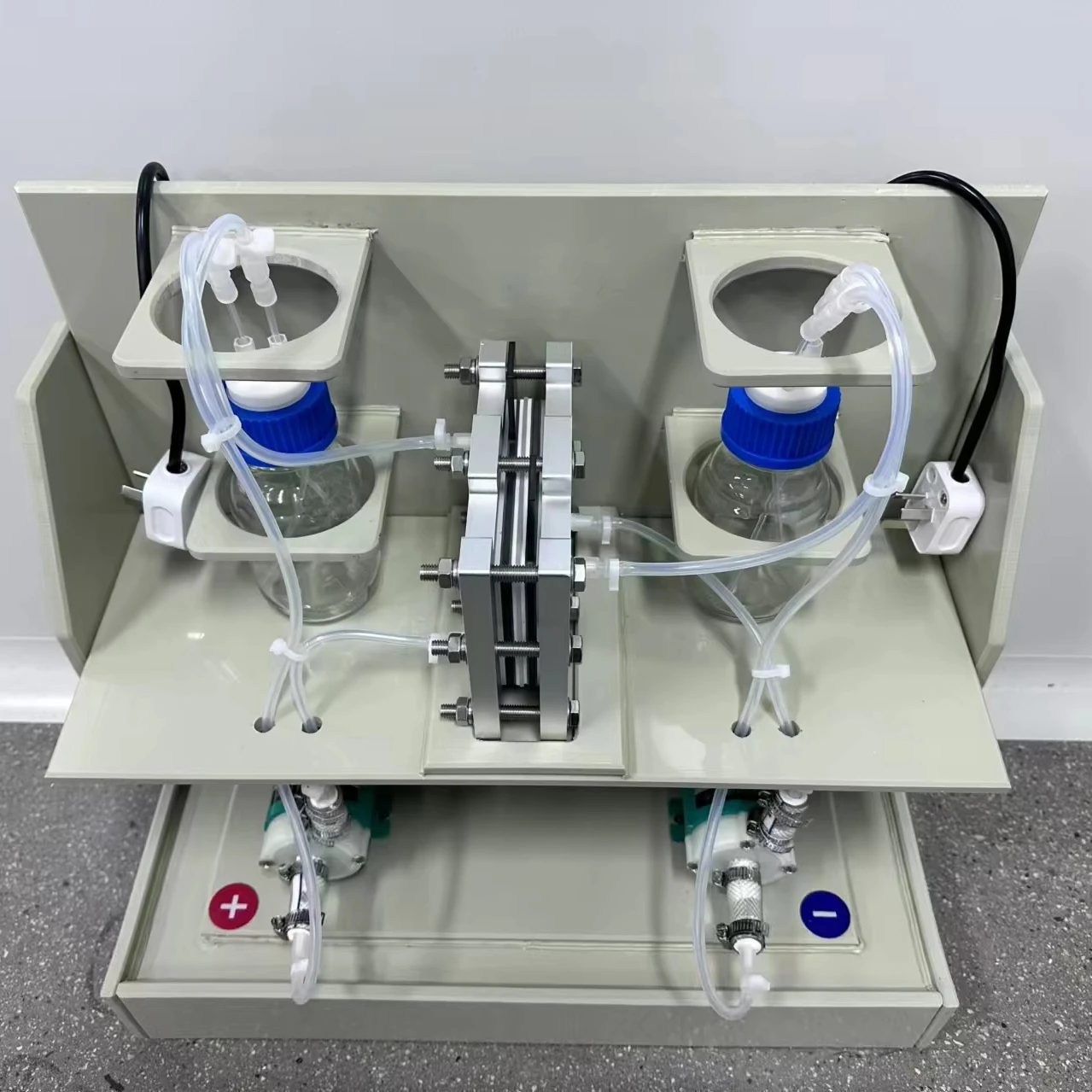 Vanadium redox flow battery bipolar frame membrane gasket plates activated carbon felt electrodes laboratory equipment