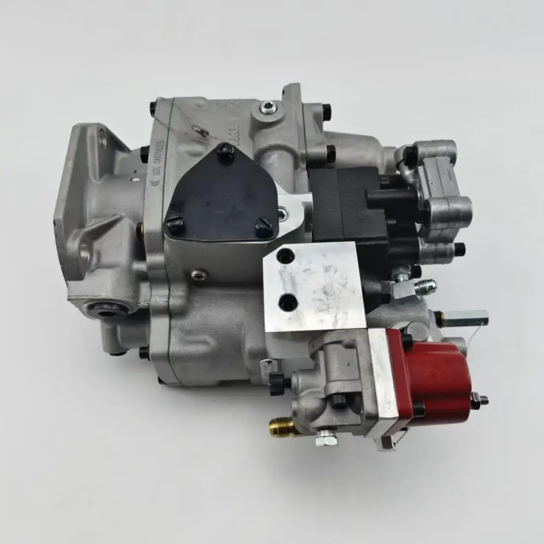 fuel pump, diesel pump 4063845 6D102 3926776 6CTA8.3 C8.3-C 6BT 3973198 4989873 6C 4999467-28  K19 3098964 SD32 4061206