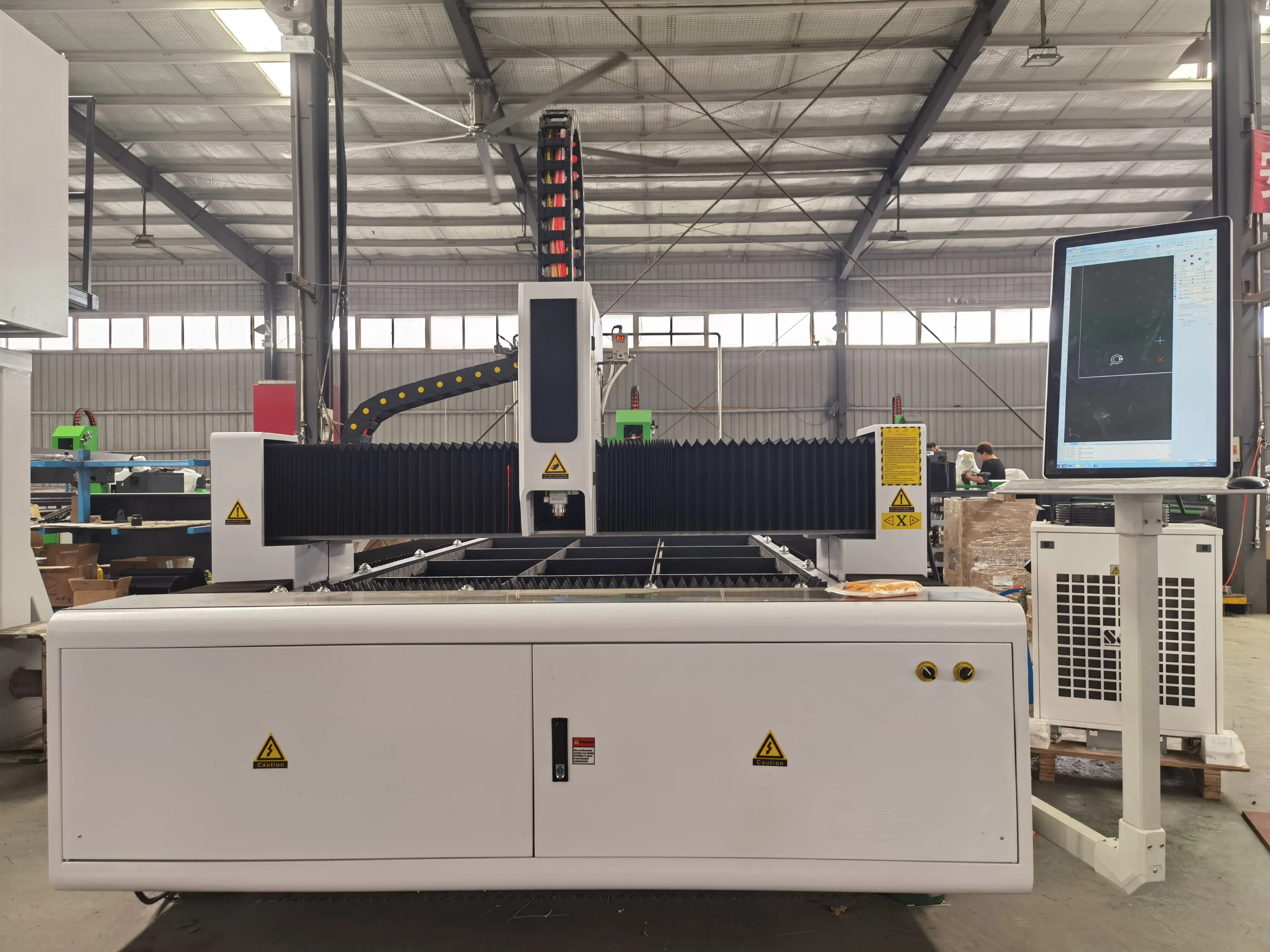 3000 Watt Fiber Laser Cutting Machine 3000x1500mm laser cutting machine
