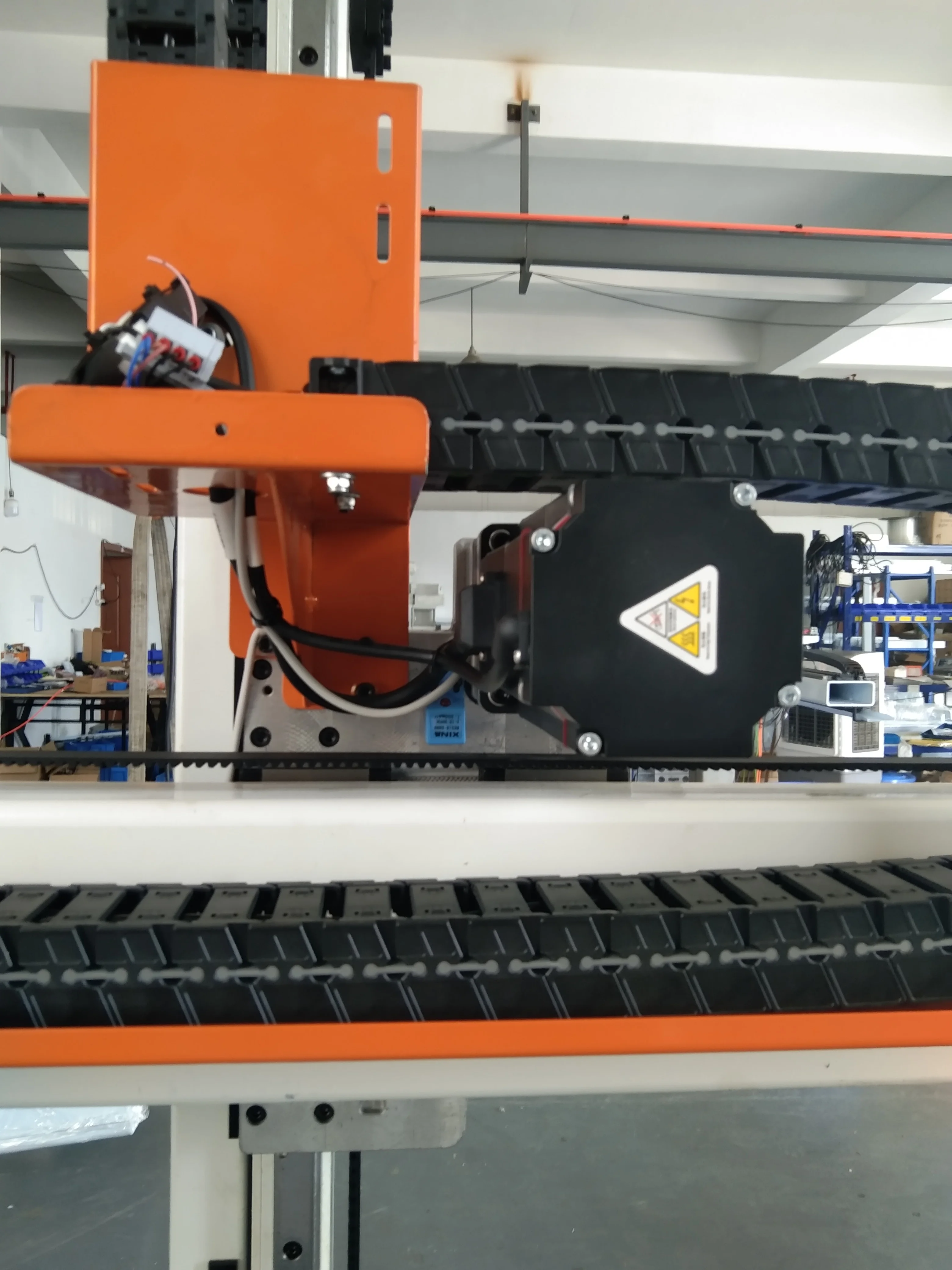 Manufacturers Gripper Pick And Place Robot Arm Injection Moulding Machine Robot Arm