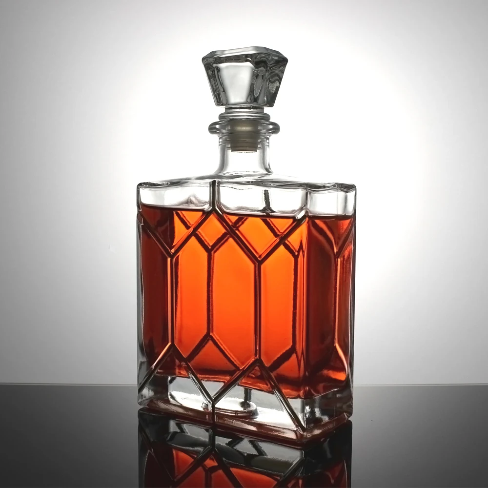 Custom shape 750ML super flint whisky vodka glass bottle high quality spirit wine tequila square shape liquor glass bottle