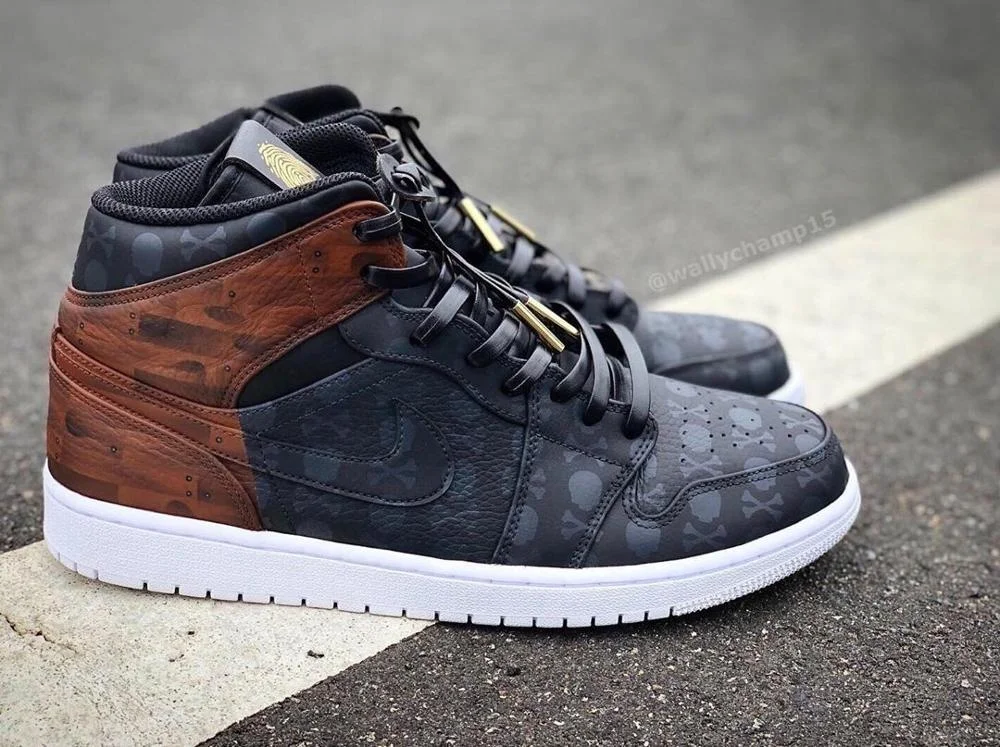 
Sneakers ER Pearlescent Leather Acrylic Paint 