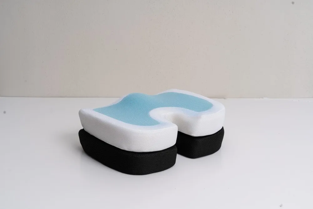 Cooling memory foam seat cushion
