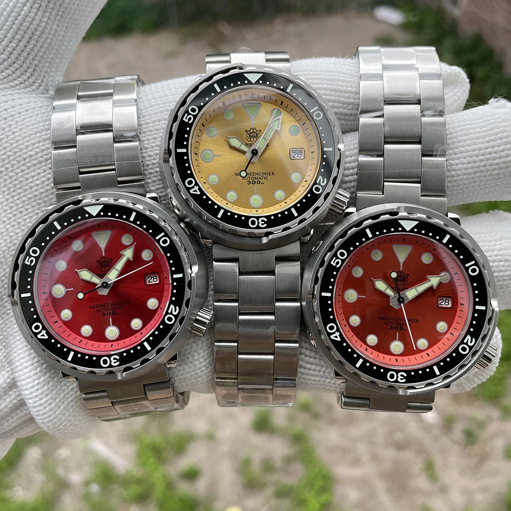 SD1975 New Arrival 2020 Steeldive Brand 300m Water Resistant Ceramic Bezel NH35 Automatic Dive Watch with blue dial