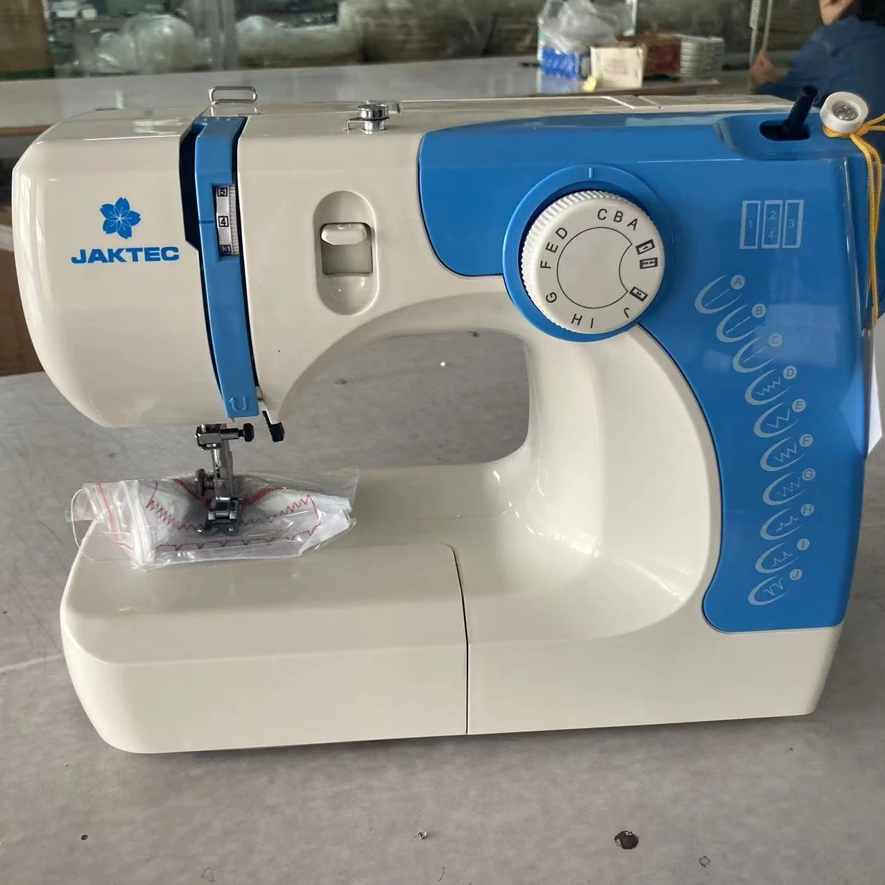 JH1212  Domestic sewing machine 12 kinds of stitch home use sewing machine
