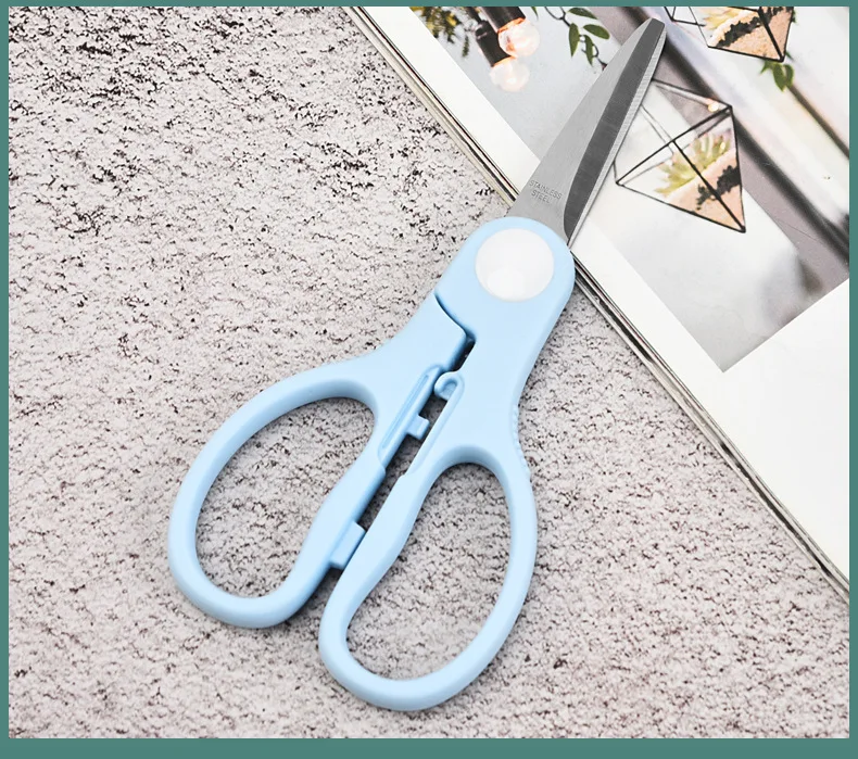 Portable Safety Food Cut Kids Feeding Helper kitchen Multifunctional Kids Food Scissors with Plastic Cover