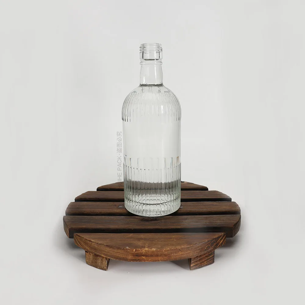Free Sample Thick Base Carnette Cork Finish Carved Stripes 50cl 70cl 75cl High Flint Liquor Glass Bottle