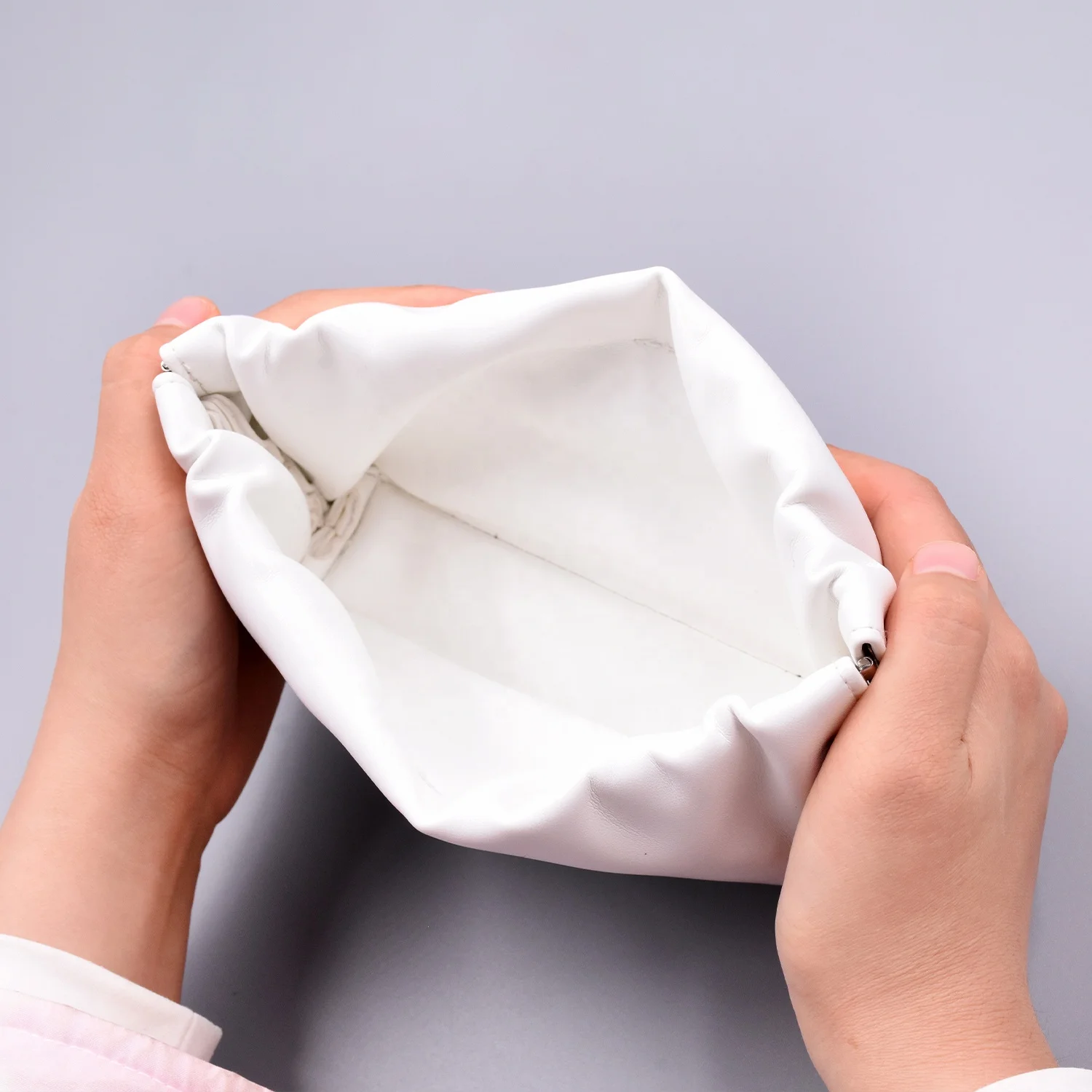 Bestpackaging Customized PU Leather Sunglasses Case Squeeze Top Soft Glasses Pouch Eyeglasses Storage Bag