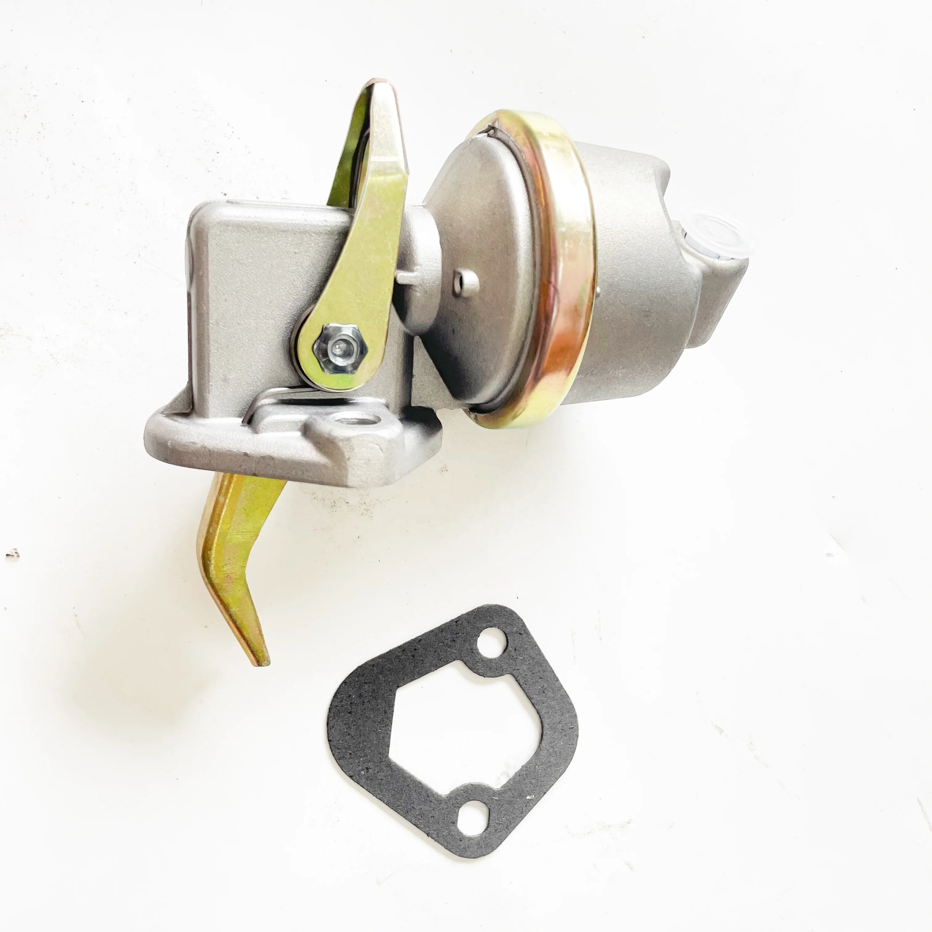 High quality 1106N-010 Fuel transfer Pump 5585896 3904574