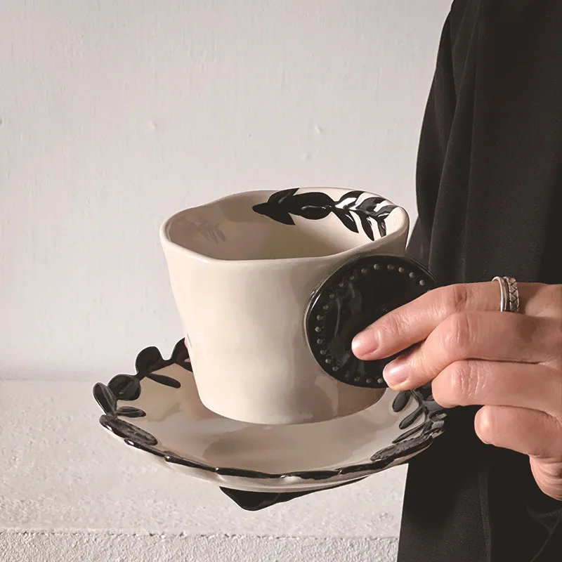 Lelyi Factory direct sales new design Japanese retro rattan leaf ceramic cup with saucer creative coffee cup set