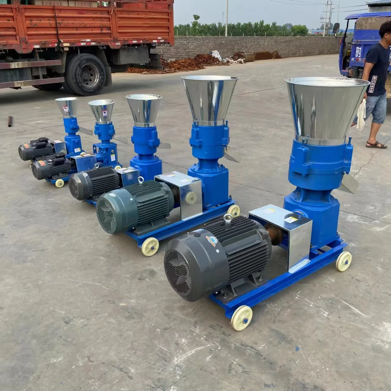 260-15KW pellet making machine flat die pellet machine