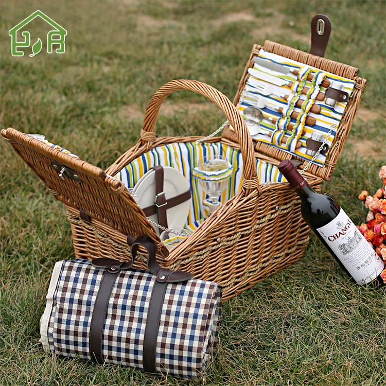 Outdoor Wicker Willow Picnic Hamper Basket with tableware Set for 4