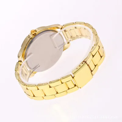 
new egarek Hot Sale Luxury Brand CH Women Casual Dress Quartz Watch Fashion Gold Full Steel Crystal Bear Lady Watch Reloj 