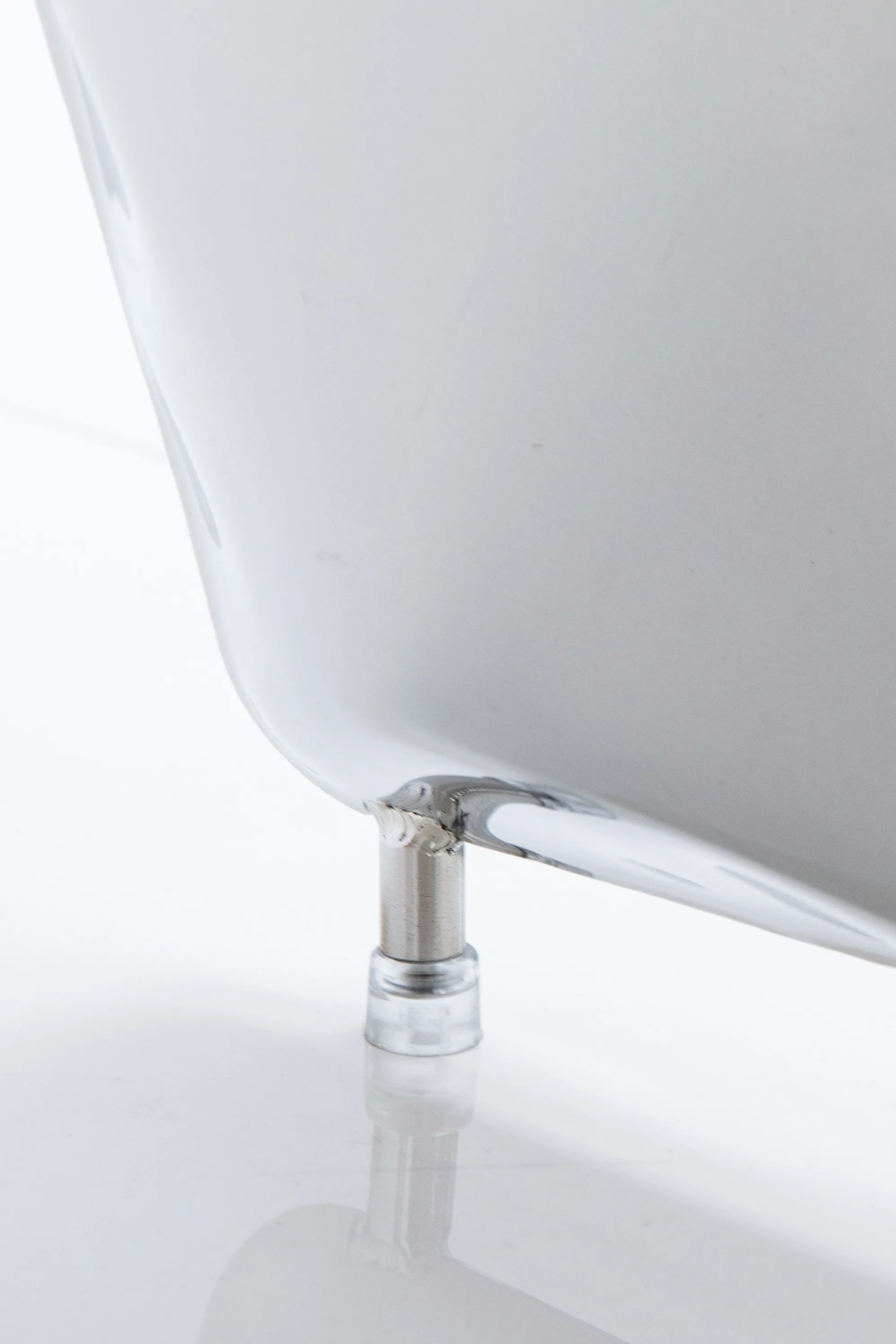 2021 Modern Design Comfortable Sitting High Density Foam With Fr Fabric Cover Metal Base Armchair