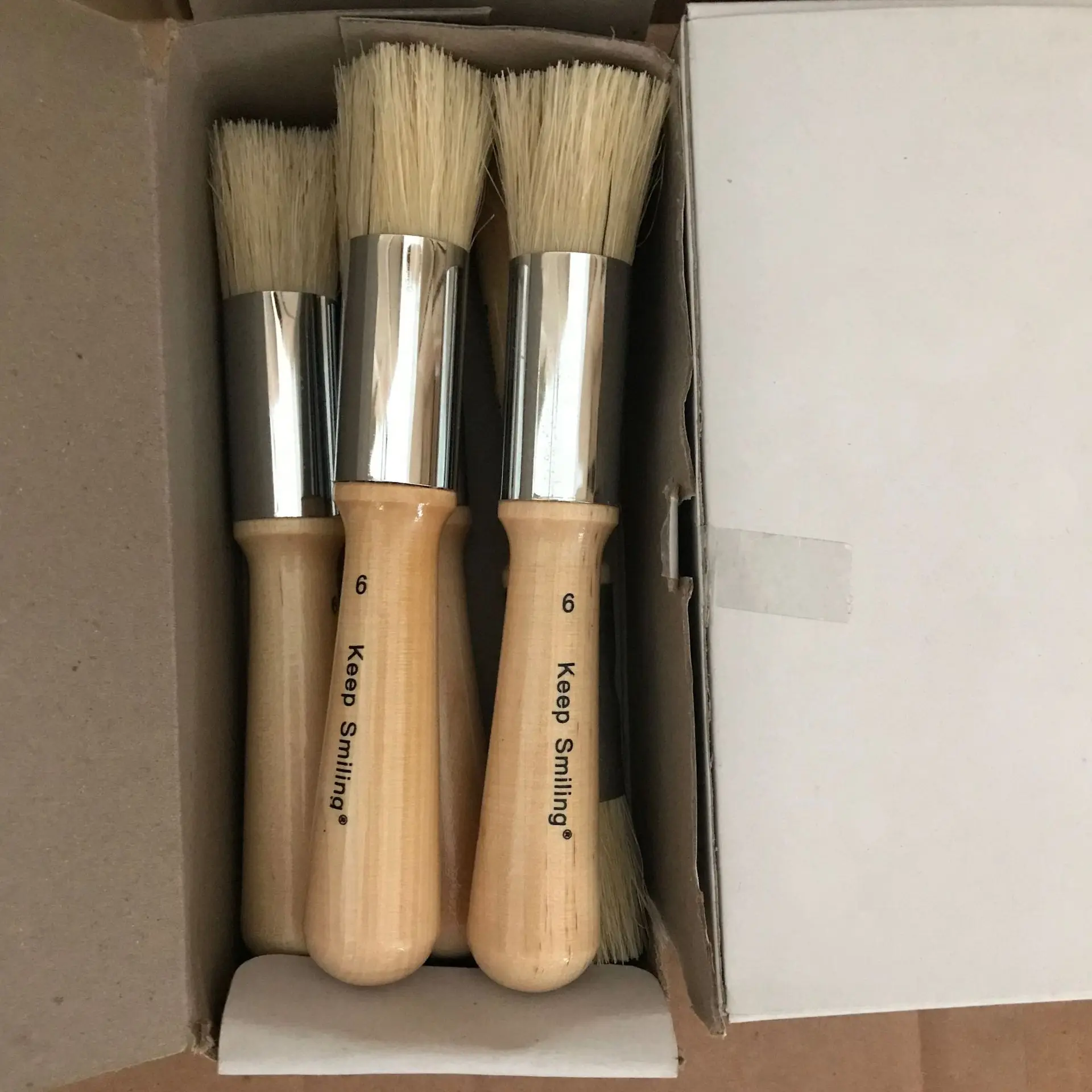 Customized Single Piece 0# 2# 4# 6# 8# 10# 12# Oil Paint Wooden Handle Bristle Paint Brush