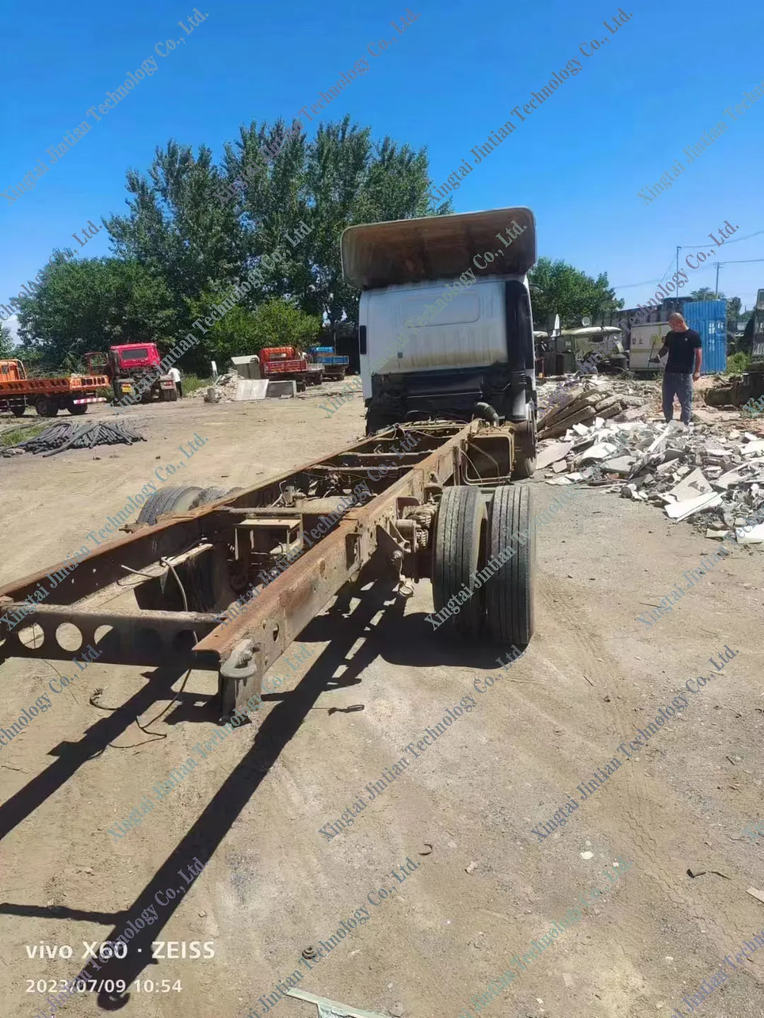 Used ELF Chassis truck diesel engine 4HK1 cargo trucks for sale