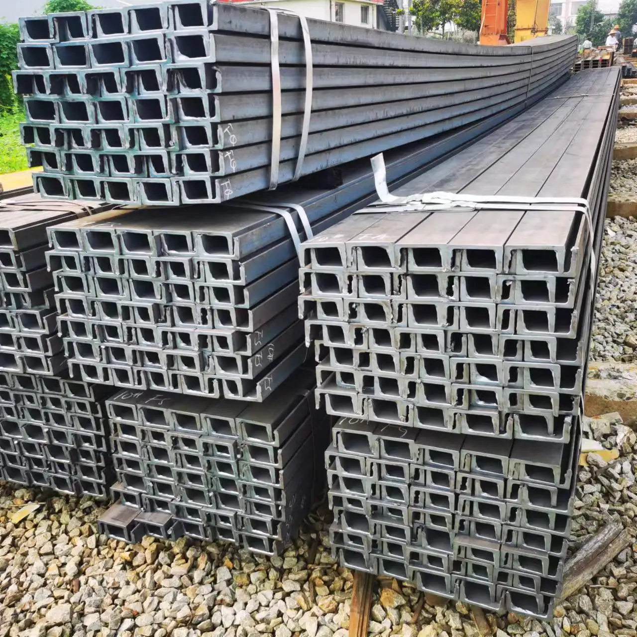 Hot-rolled Carbon Channel Steel Mild Structural Carbon Steel C Channel