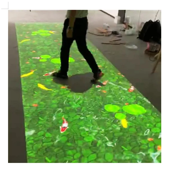 Рекламная выставка с помощью захватывающего проектора просмотра 3D проекционный наружный интерактивный проектор