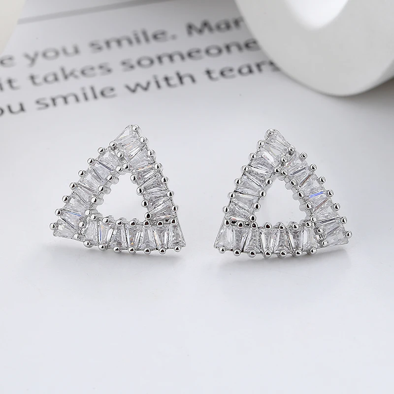 RFJEWEL Simple Classic Shiny Zircon Triangle Brass Genuine Platinum/Gold Plated Delicate Stud Earrings