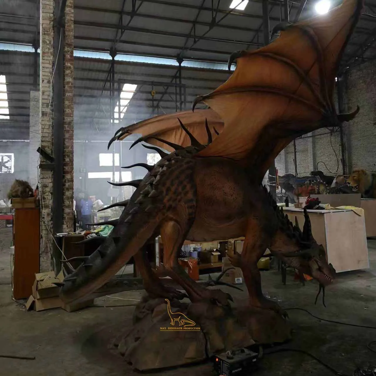 Animatronic Animals Realistic Animatronic Life  Western Dragon Spray Smoke 3D Realistic Animals Dragon Model