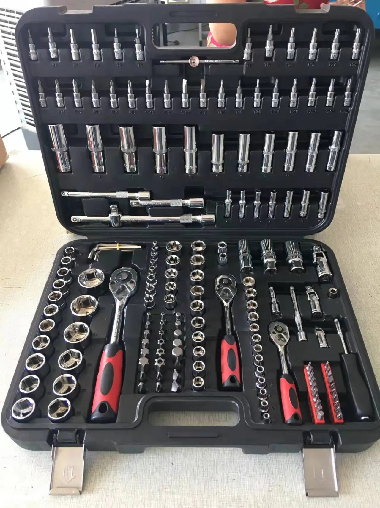 High quality chrome vanadium auto repair tools set car tool kit set