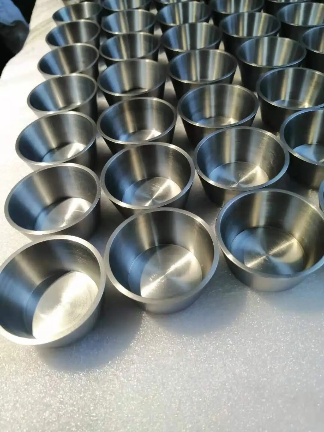 High temperature  tungsten crucibles price per kg