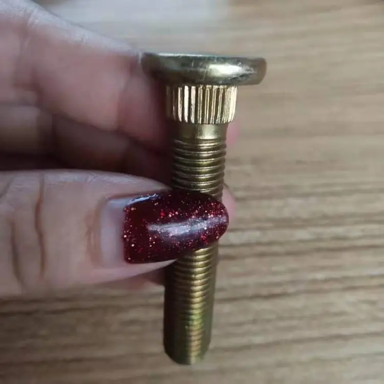 
Flange Head Screws Center Rib 1st Class Bolts Of Automobiles Wheel Bolt 