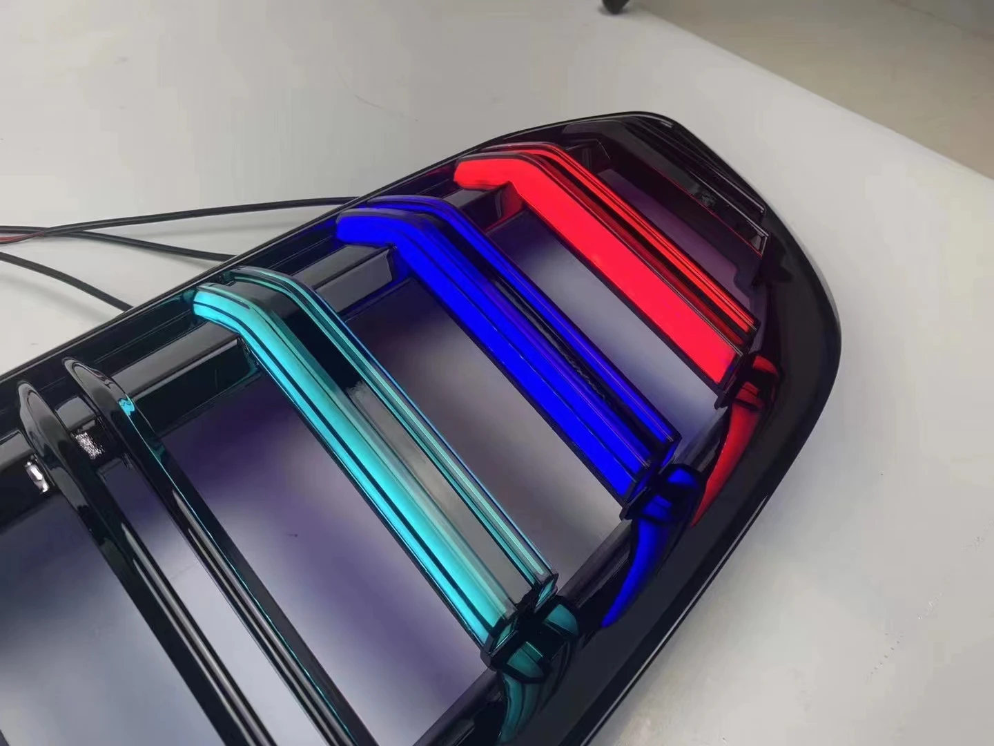 Auto Body Parts Car Bumper Grill three-color luminous G20 G28 G30 G38 Front Grille For BMW 3-series 5-series 2020-2022