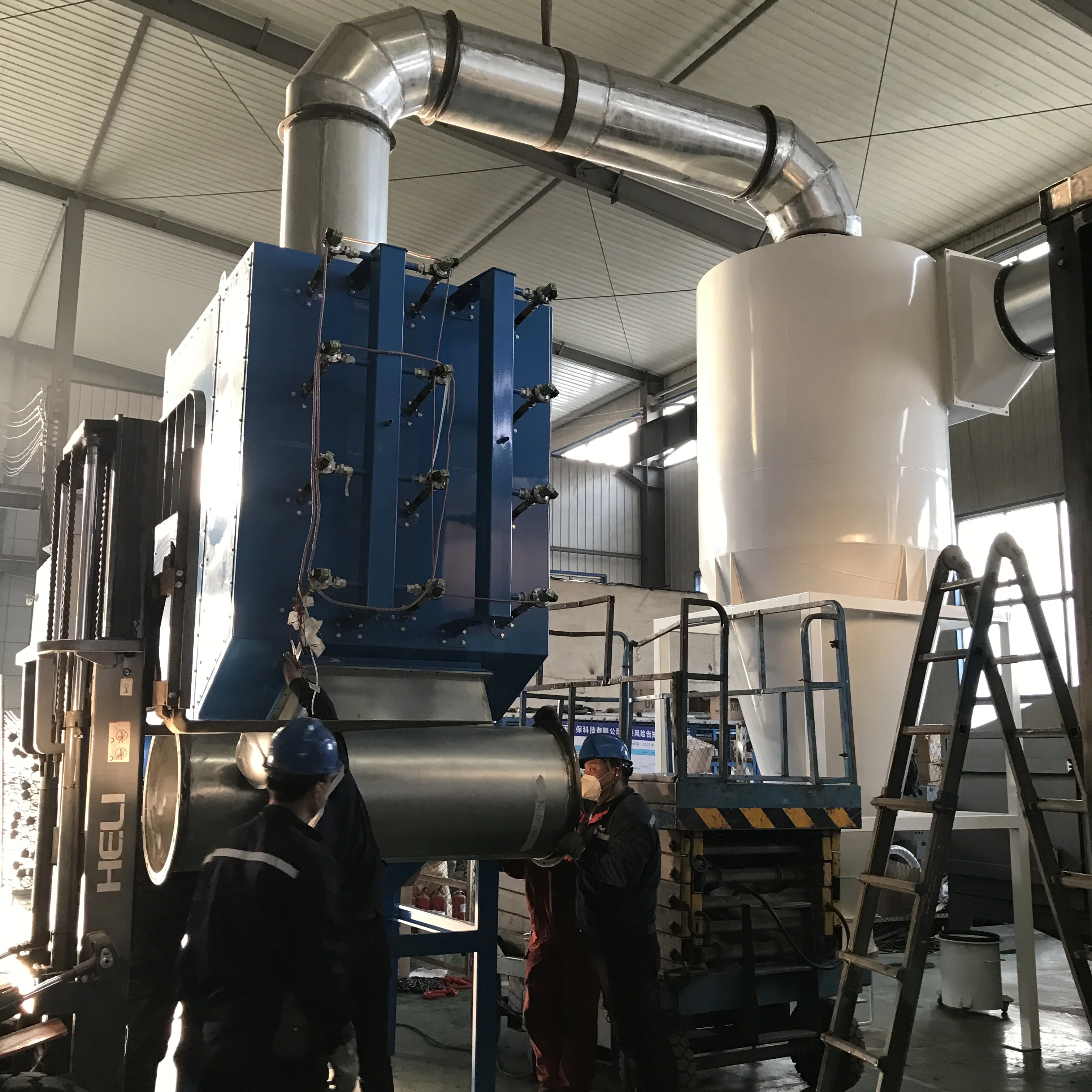 99% efficient dust extractor for woodworking machinery/horizontal hydraulic sawdust wood