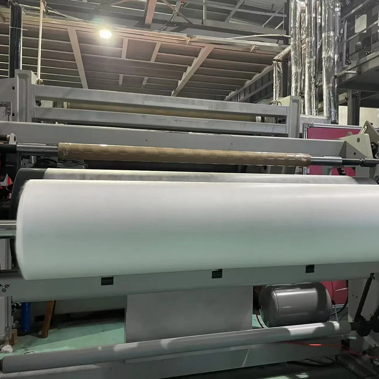 Polypropylene 100% White PP Spunbond Non Woven Fabric Oil Absorbent