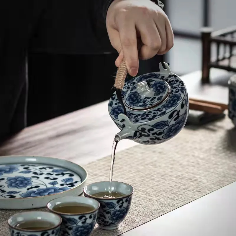 In Stock 55ml Blue and White Porcelain Tea Cups Set Ancient Chinese Ceramic Kungfu Tea Bowl Gift Box Personal Teacup Master Cup