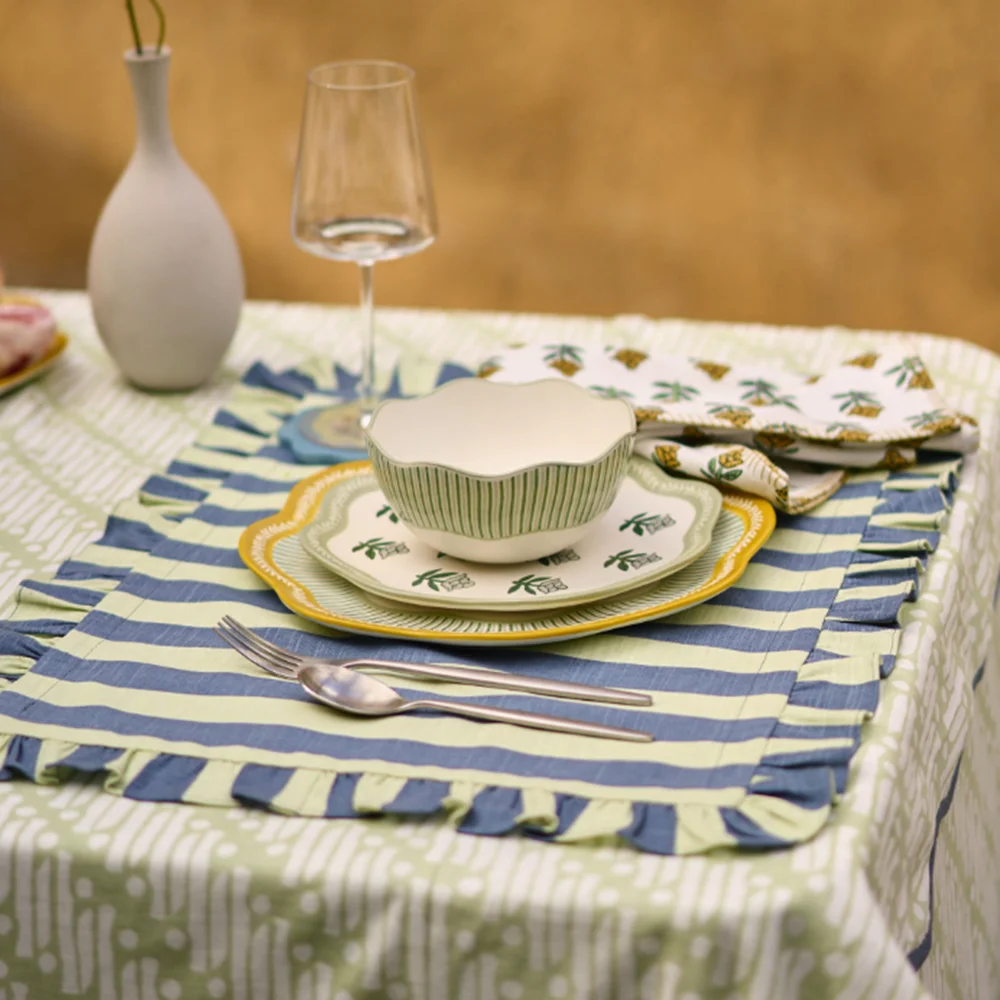 Vintage Cotton Linen Ruffle Napkins Colorful Placemat With Ruffle Edged Pretty Table linen