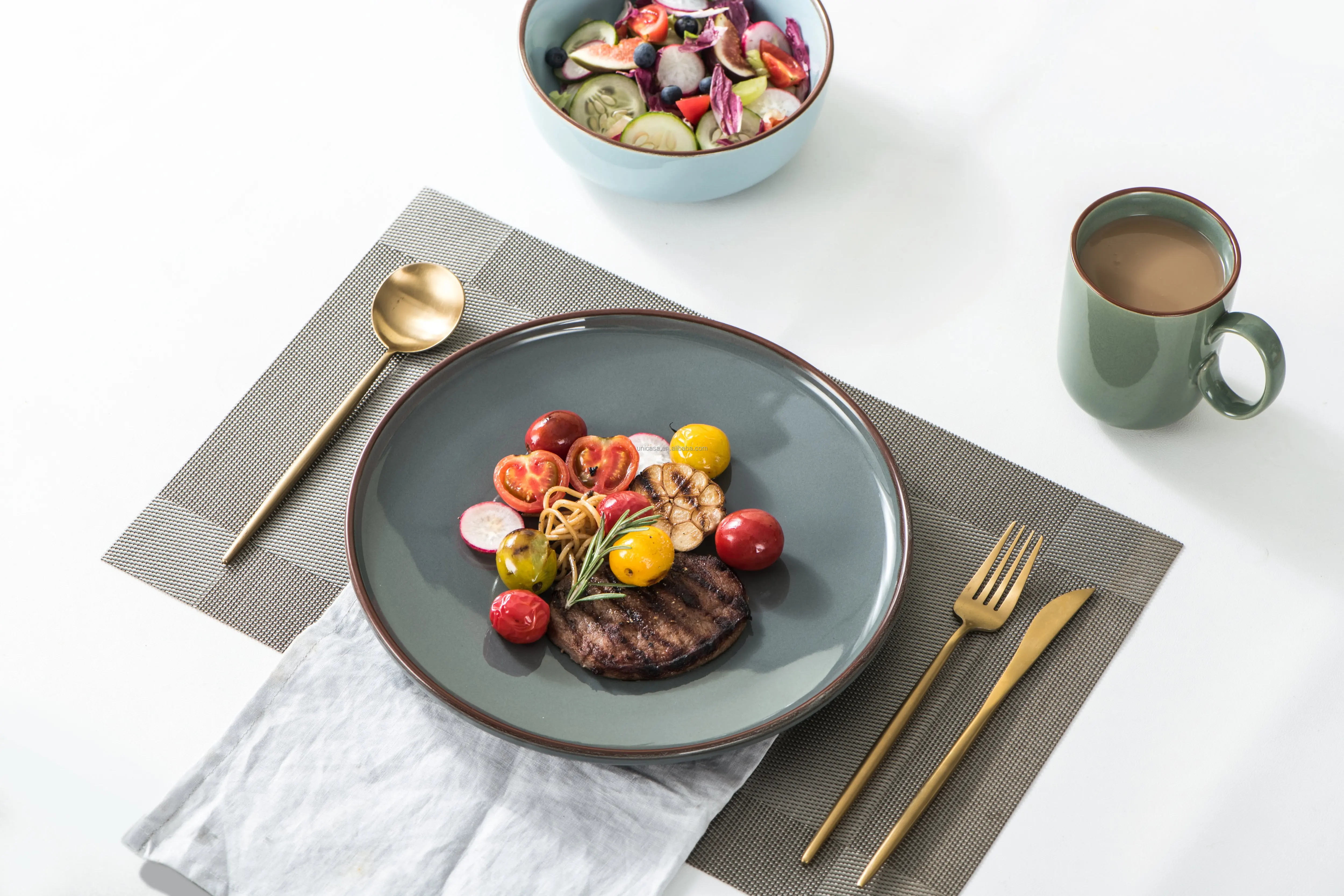 Hot-selling  Home Restaurant Stoneware Tableware Set Family Ceramic Tableware Embossed Dinner