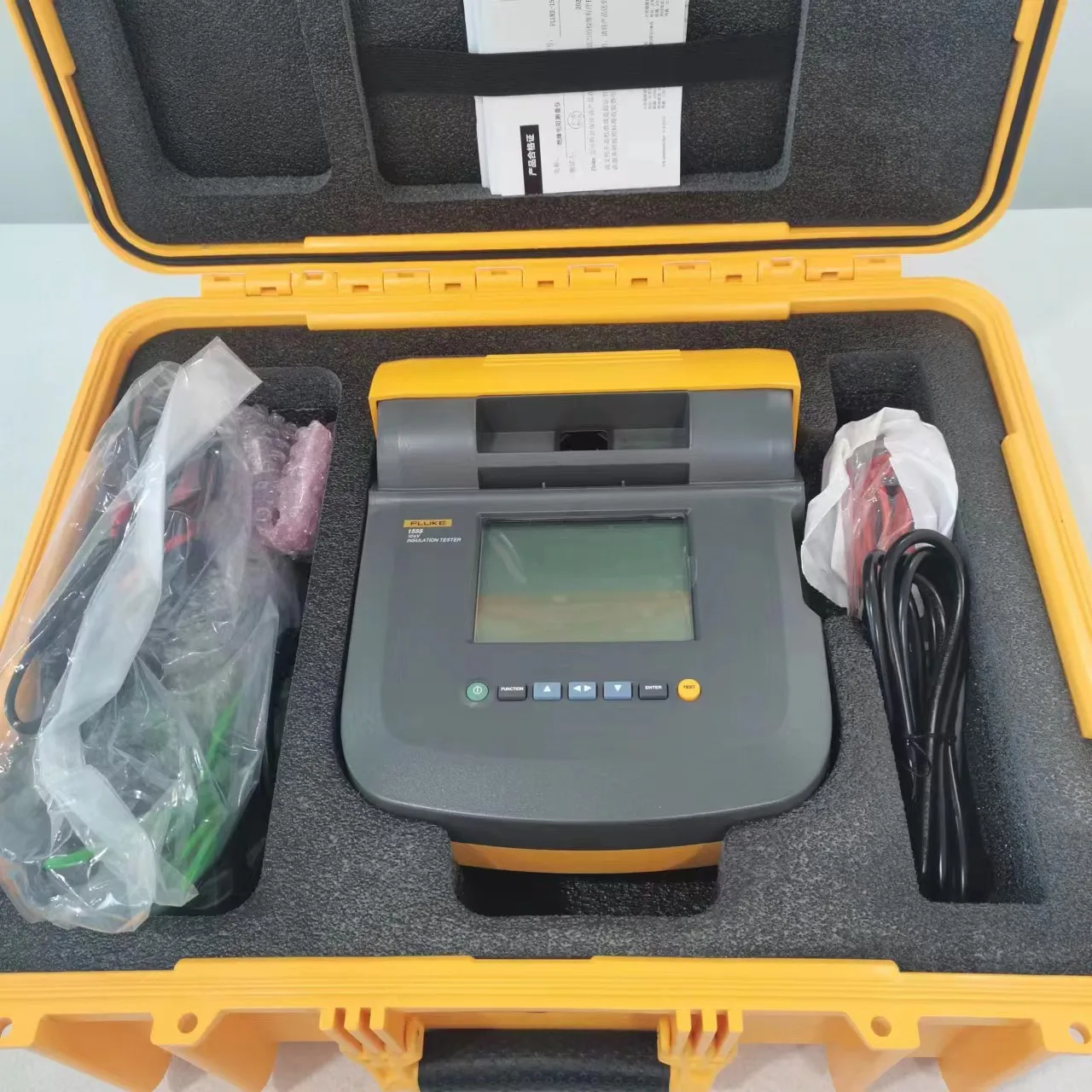Fluke 1555 FC изоляционный тестер 10 кВ