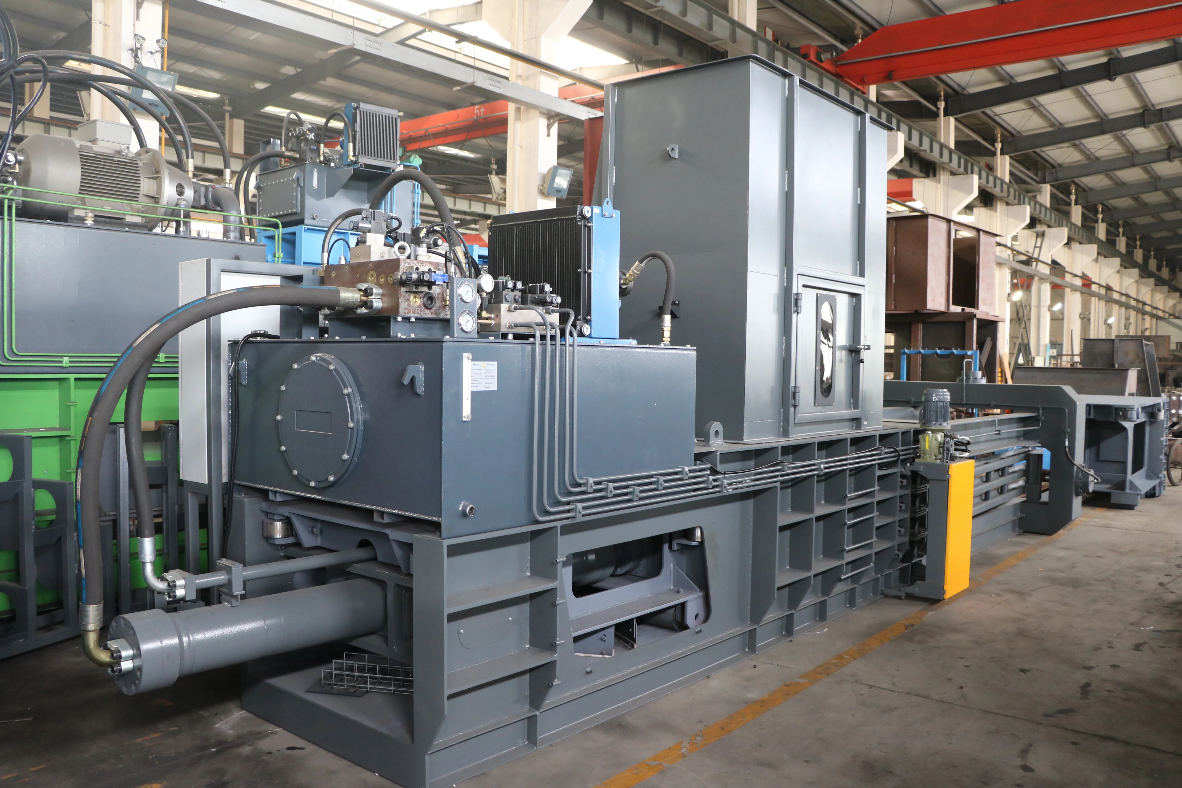 Plastic horizontal waste straw baler/compactor machine