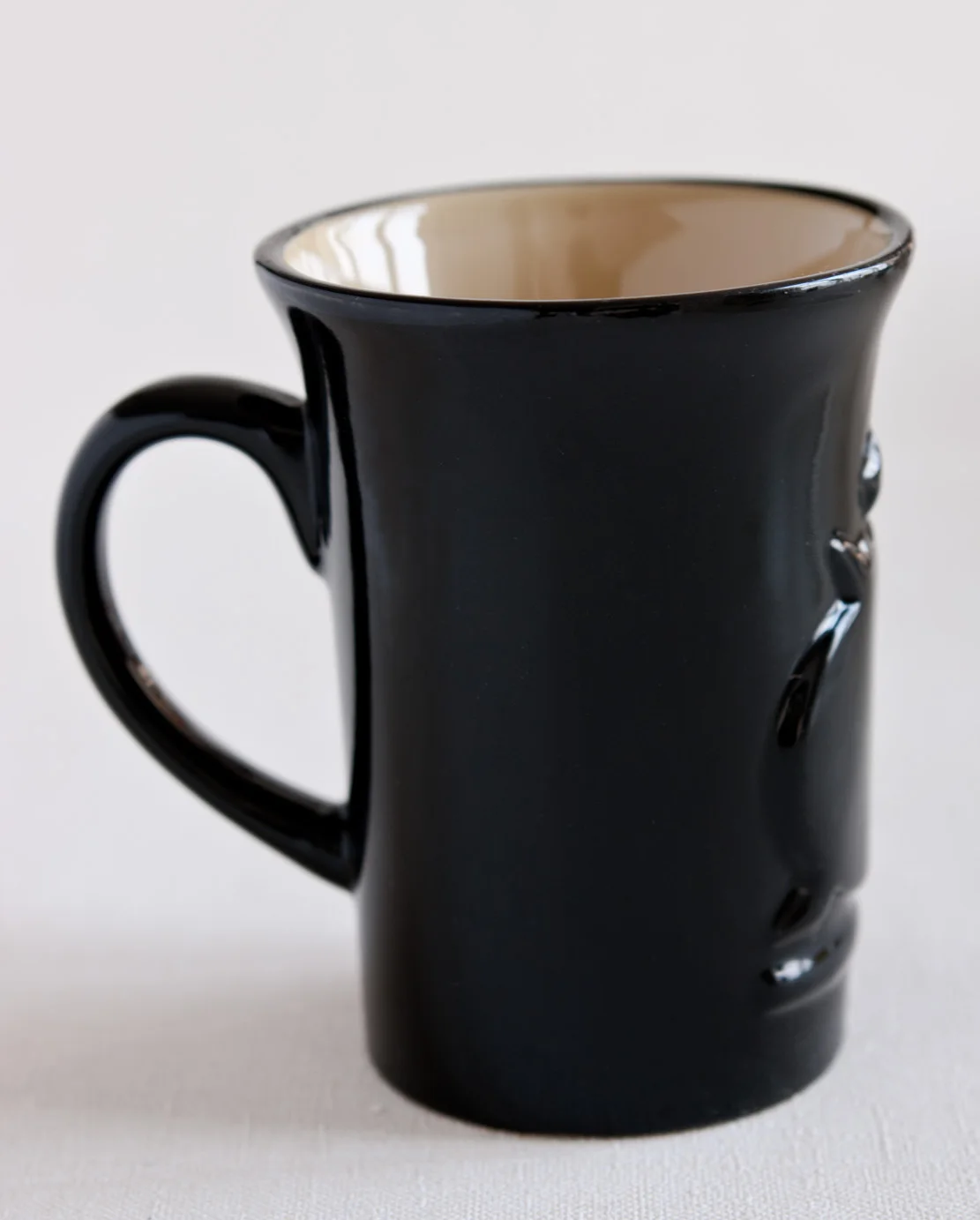 Round top square bottom ceramic mug