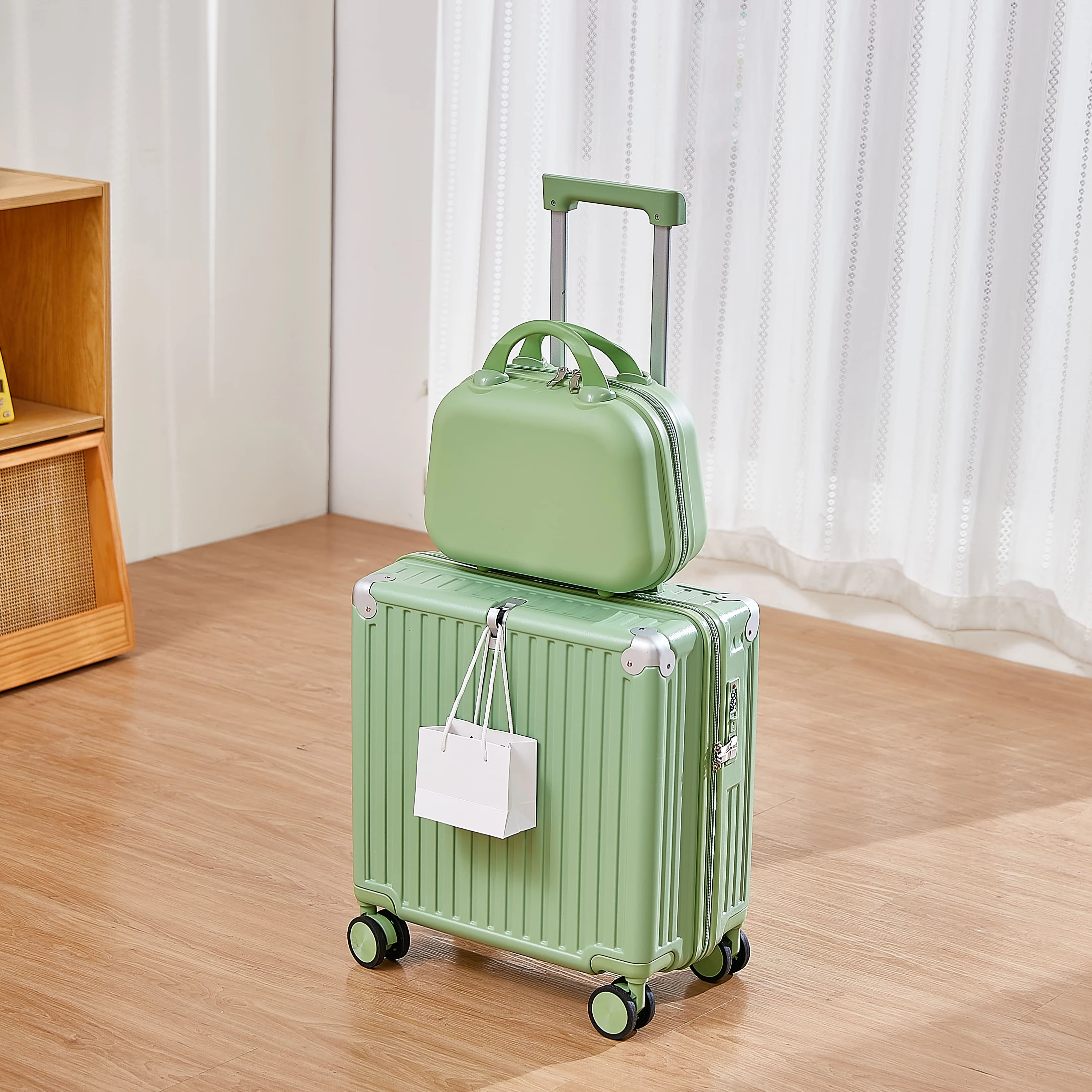 Custom Wholesale PC Luggage Bag Suitcase Hard Case Women Travel Trolley Bags PC Suitcase Luggage Set