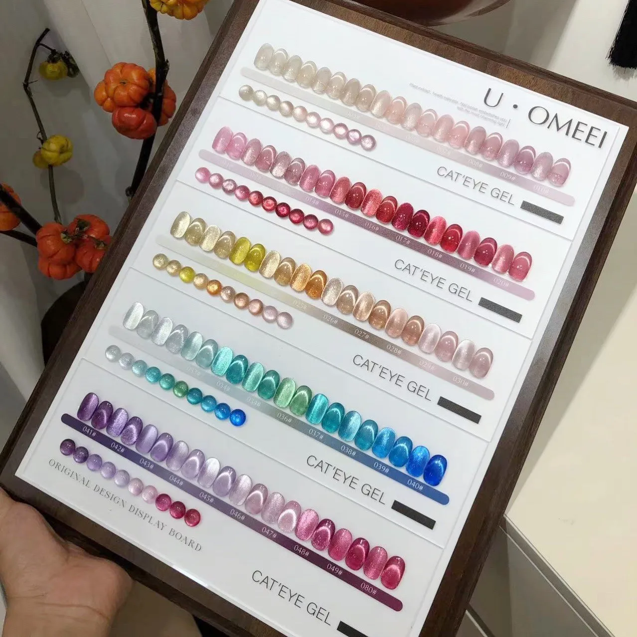 Hot Sale U OMEEI New Product 50 Color 1 Set koi Cat Eye Mail Polish Gel Popular Cat Eye Gel in Autumn and Winter 2024