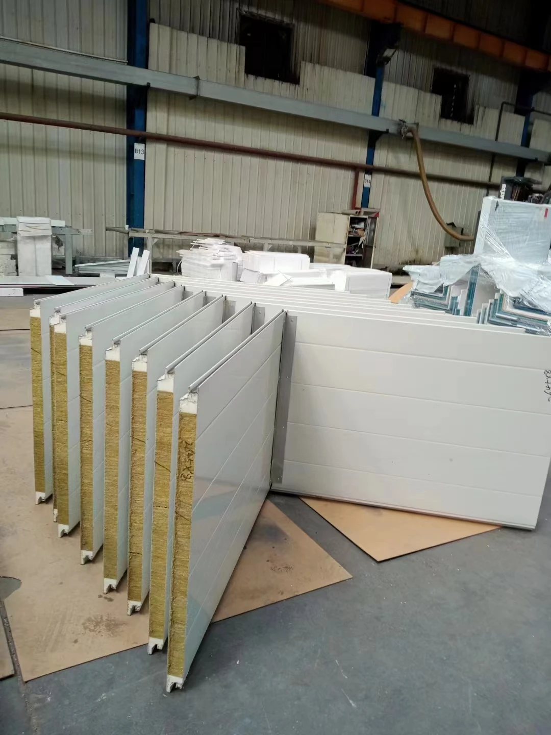 Wholesale Price Rock Wool Sandwich Panel Price 300mm/150mm/100mm Rock Wool Sandwich Panel
