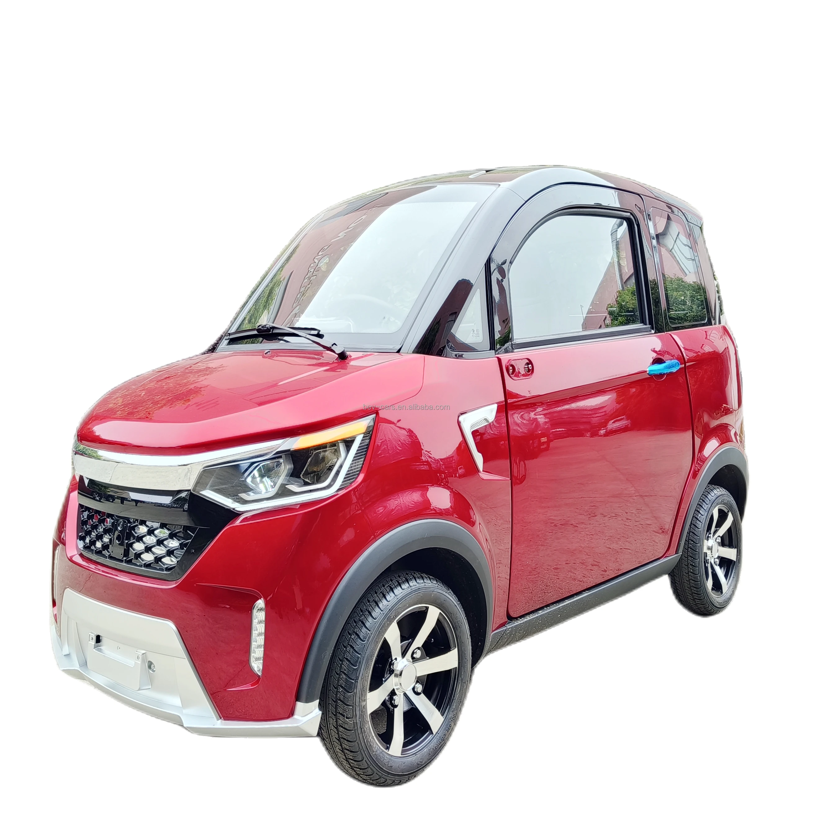 Wholesale enclosed electric small electric new energy vehicles China produces low-speed electric cabin scooters