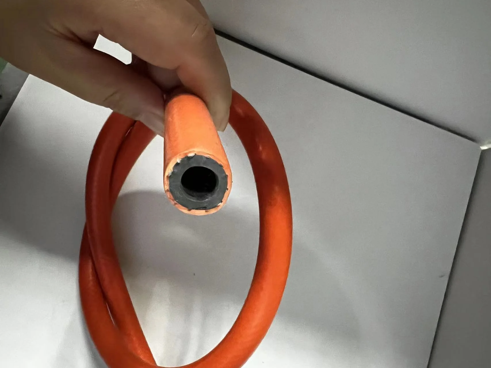 italy design gas regulator with hose with 2 clamps paper card packing full set